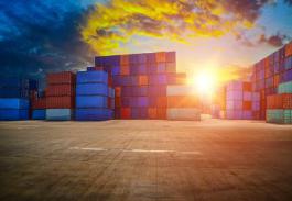 文具經過中國廣東深圳 國際貨運快送到美國